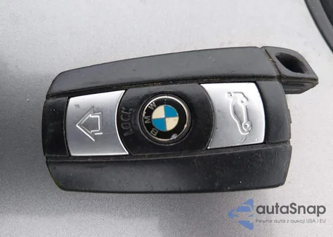 2011 BMW 328I z USA, uszkodzony, nr VIN WBAUT9C54BA191842